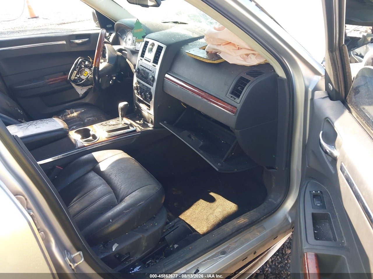 2008 CHRYSLER 300C HEMI · 5/10