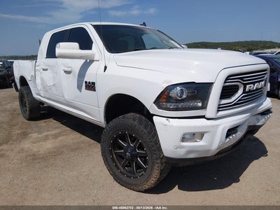 3C6UR5NL7JG****** · 2018 RAM 2500 LARAMIE  4X4 6'4 BOX