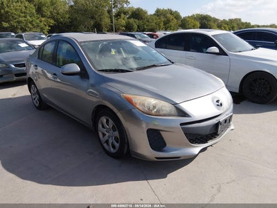 JM1BL1UG4C1****** · 2012 MAZDA MAZDA3 I SPORT