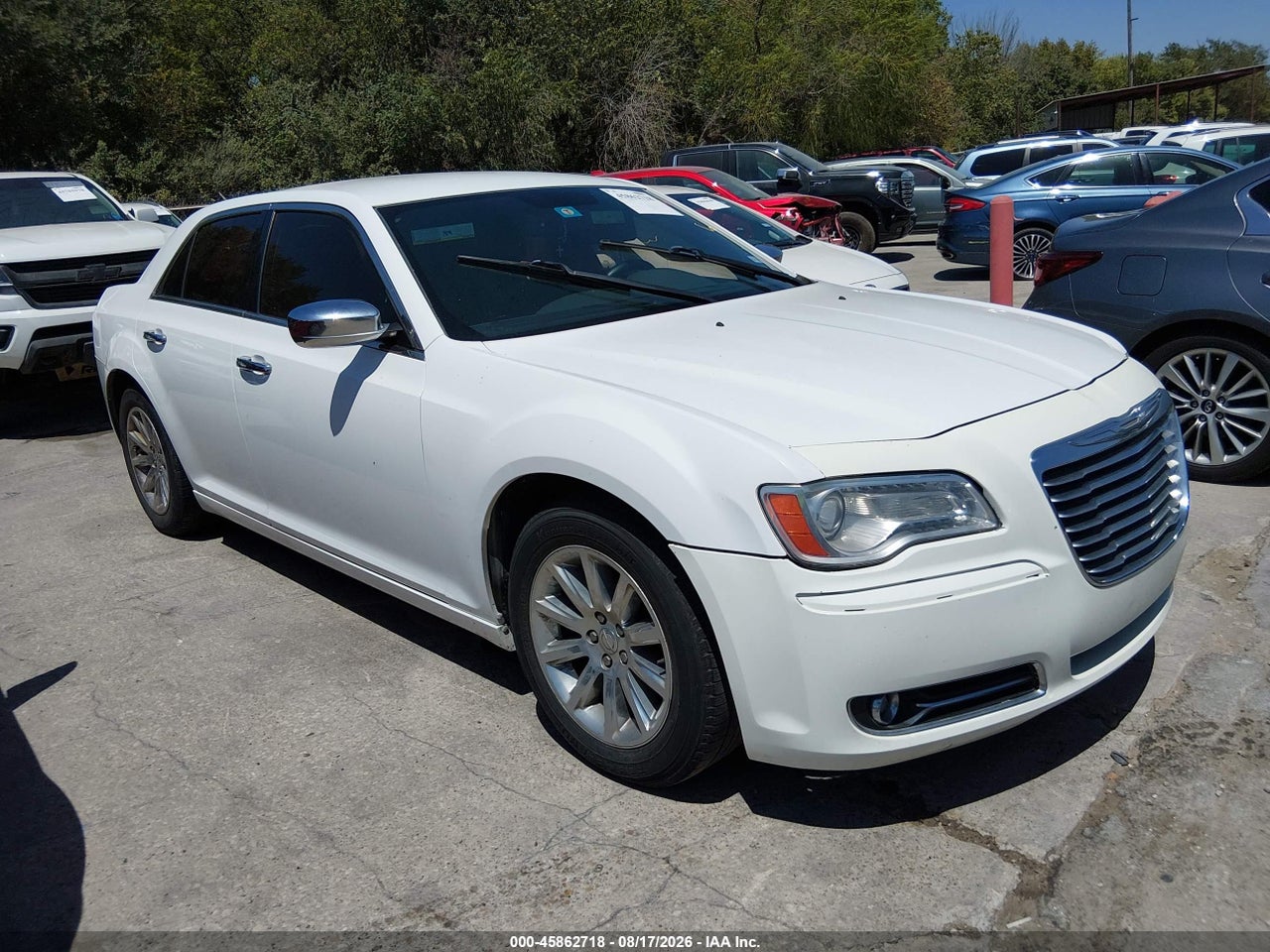 2C3CCACG8CH****** · 2012 CHRYSLER 300 LIMITED