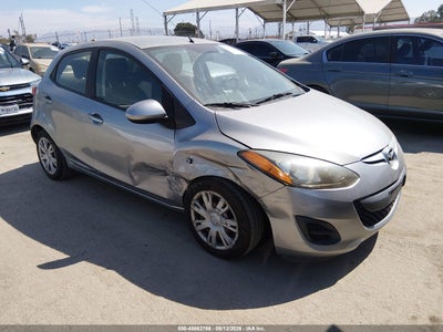JM1DE1KY8D0****** · 2013 MAZDA MAZDA2 SPORT