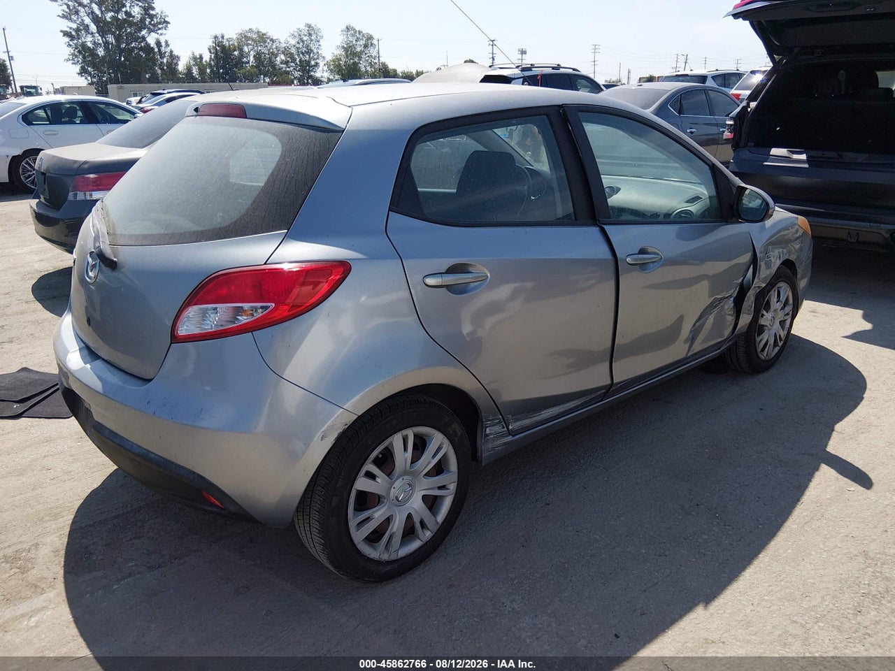 2013 MAZDA MAZDA2 SPORT · 4/11