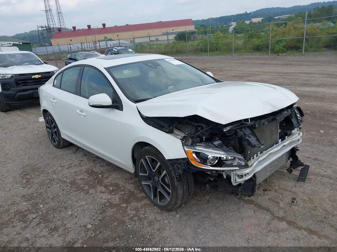 YV140MTL9H2****** · 2017 VOLVO S60 T5 DYNAMIC
