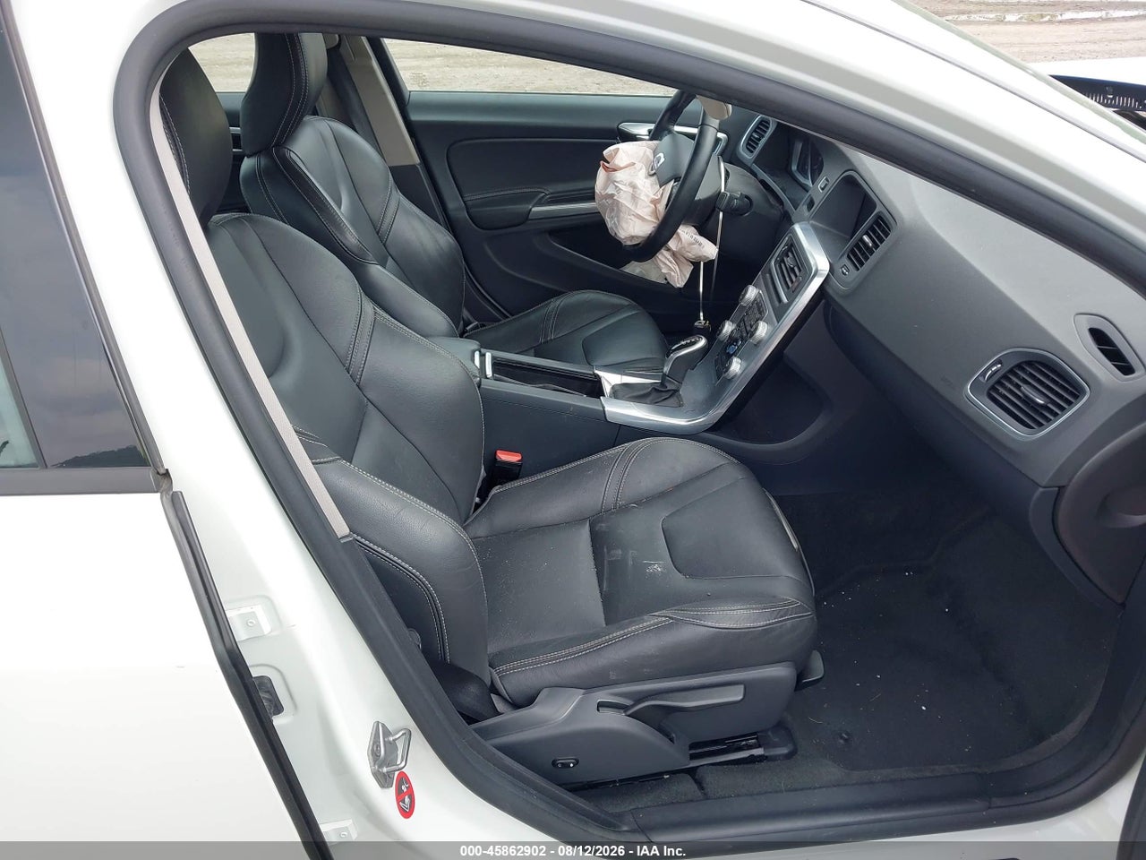 2017 VOLVO S60 T5 DYNAMIC · 5/11