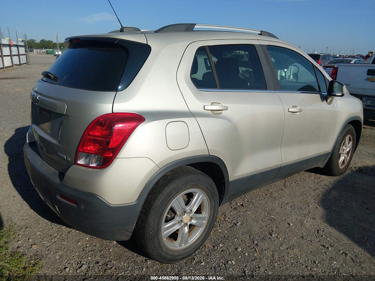 2016 CHEVROLET TRAX LT · 4/11