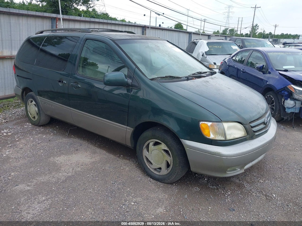 4T3ZF13C72U****** · 2002 TOYOTA SIENNA XLE