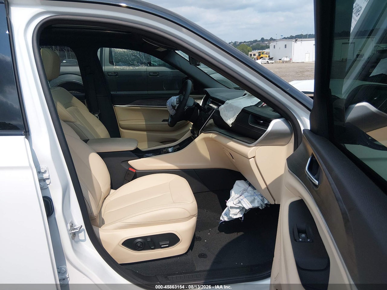 2025 JEEP GRAND CHEROKEE LIMITED 4X4 · 5/11