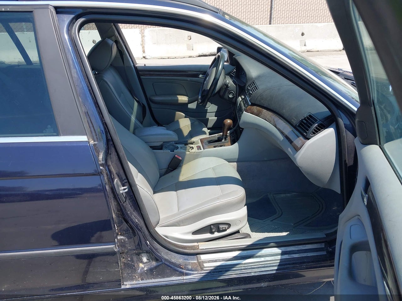 2003 BMW 325IT   · 5/11