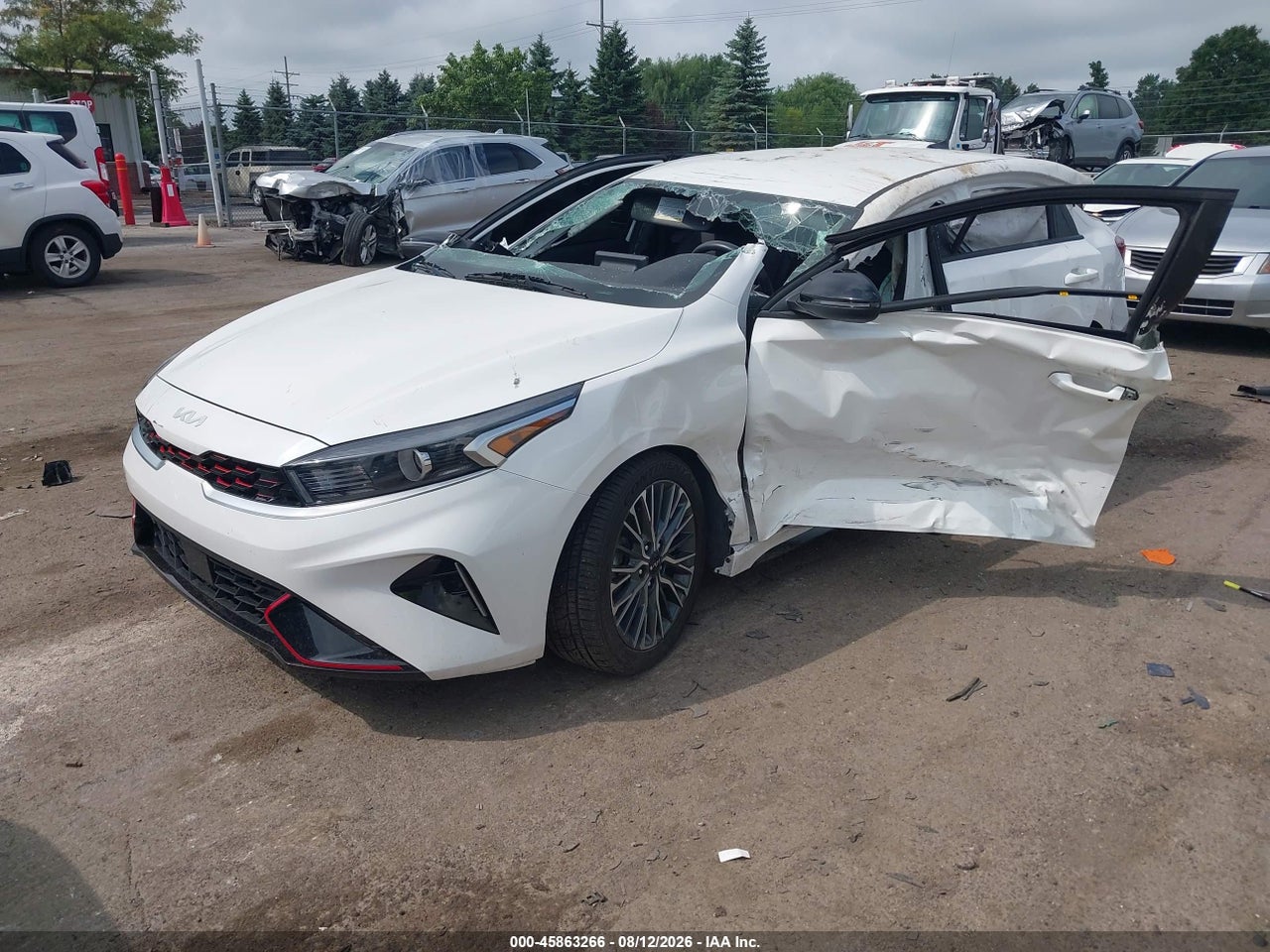2022 KIA FORTE GT-LINE · 2/11