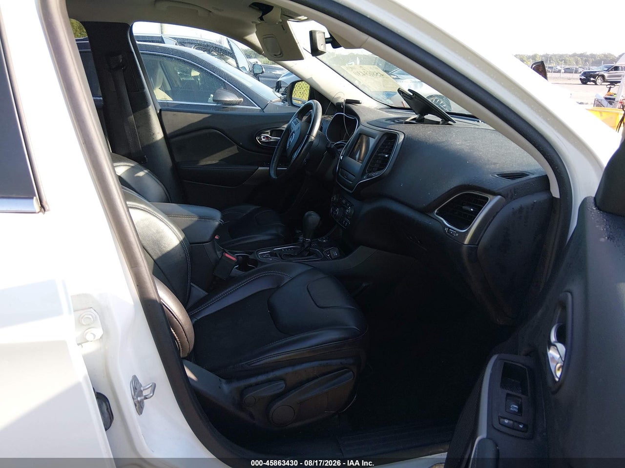 2019 JEEP CHEROKEE LATITUDE PLUS 4X4 · 5/11