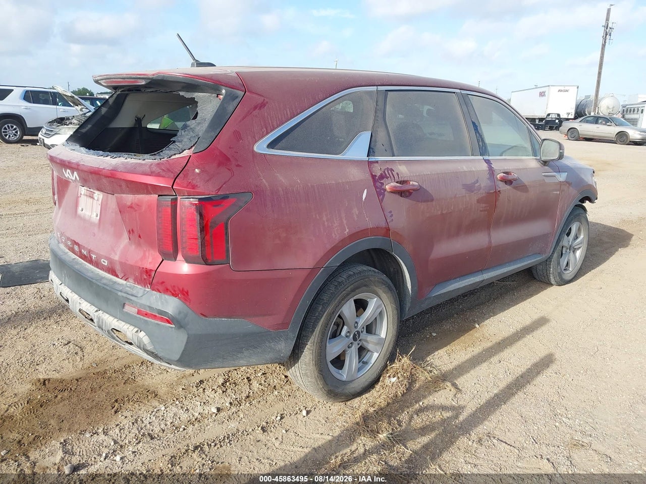 2022 KIA SORENTO LX · 4/11