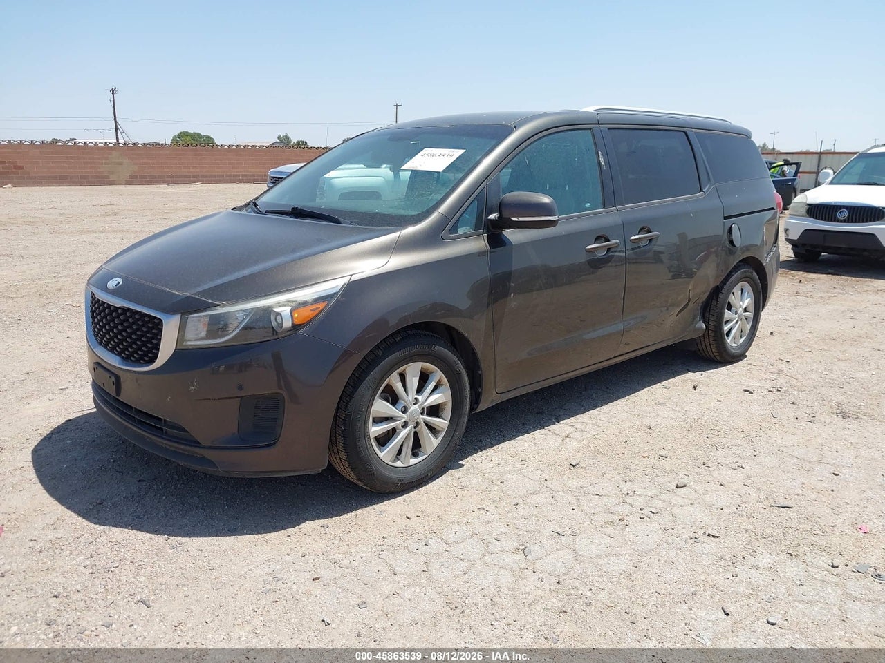 2017 KIA SEDONA LX · 2/11