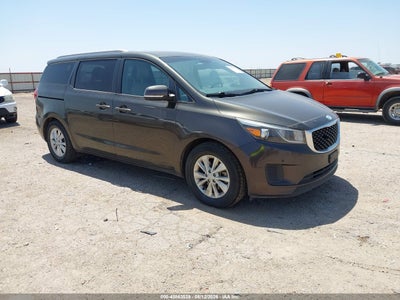 2017 KIA SEDONA LX