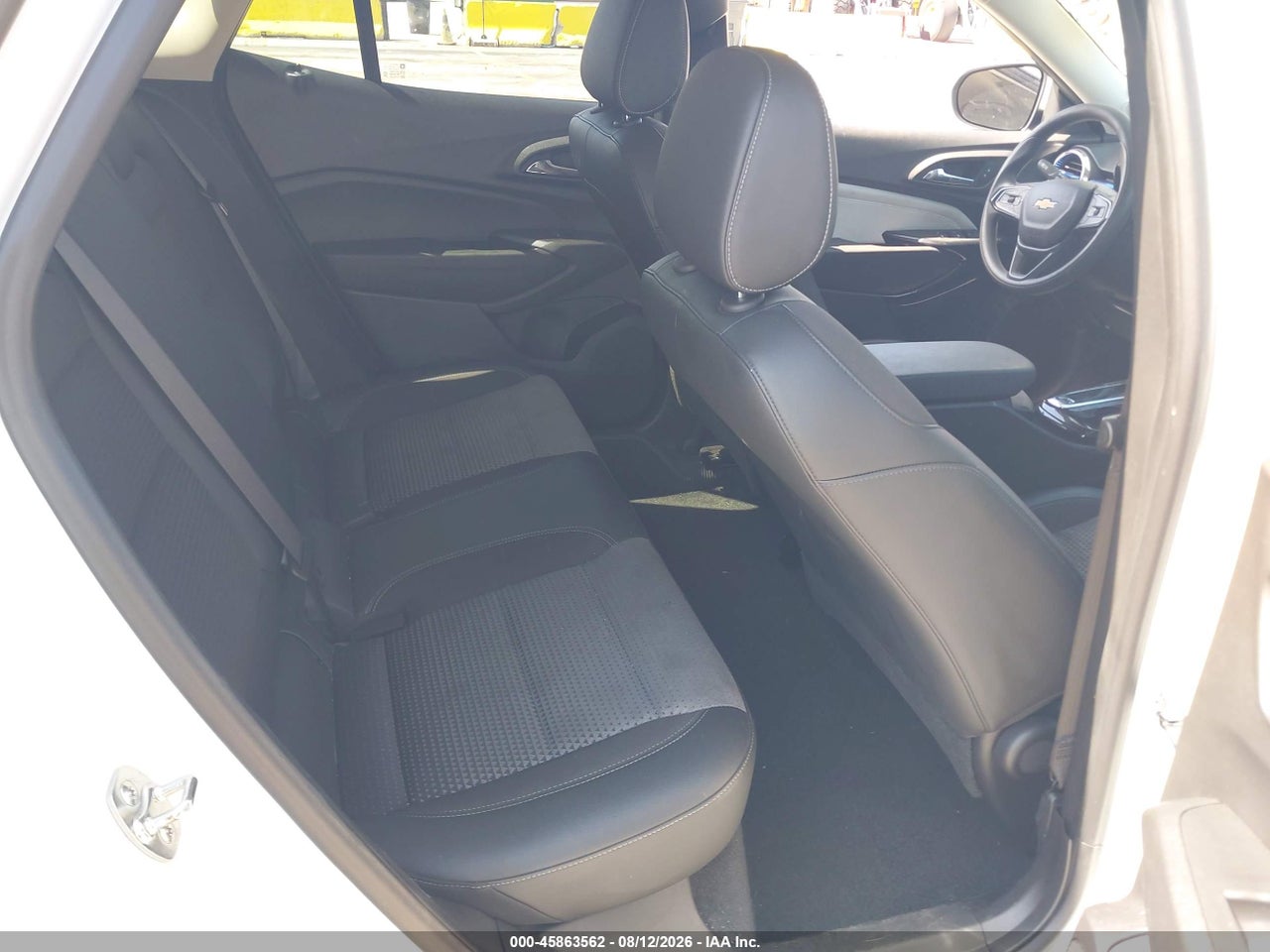 KL77LHEPXSC****** · 2025 CHEVROLET TRAX FWD LT · 8/11