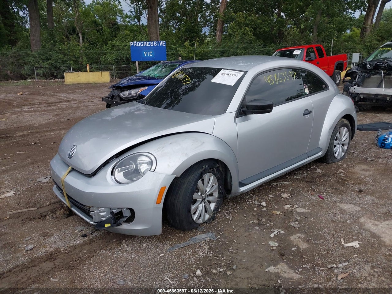 2014 VOLKSWAGEN BEETLE 2.5L ENTRY · 2/11