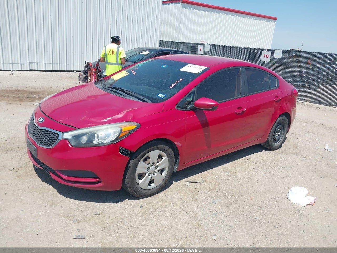 2016 KIA FORTE LX · 2/4