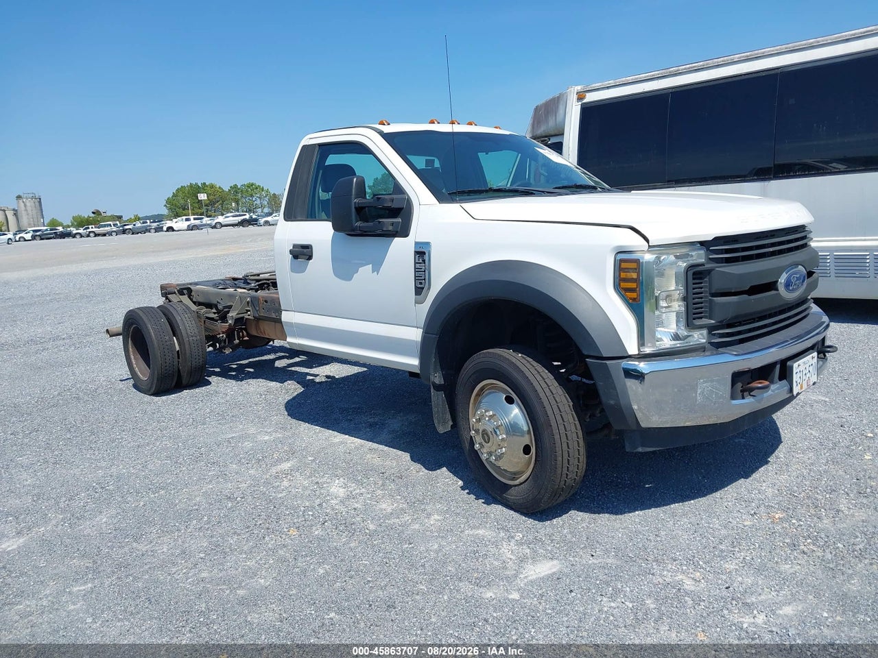 1FDUF5GY5JE****** · 2018 FORD F-550 CHASSIS XL