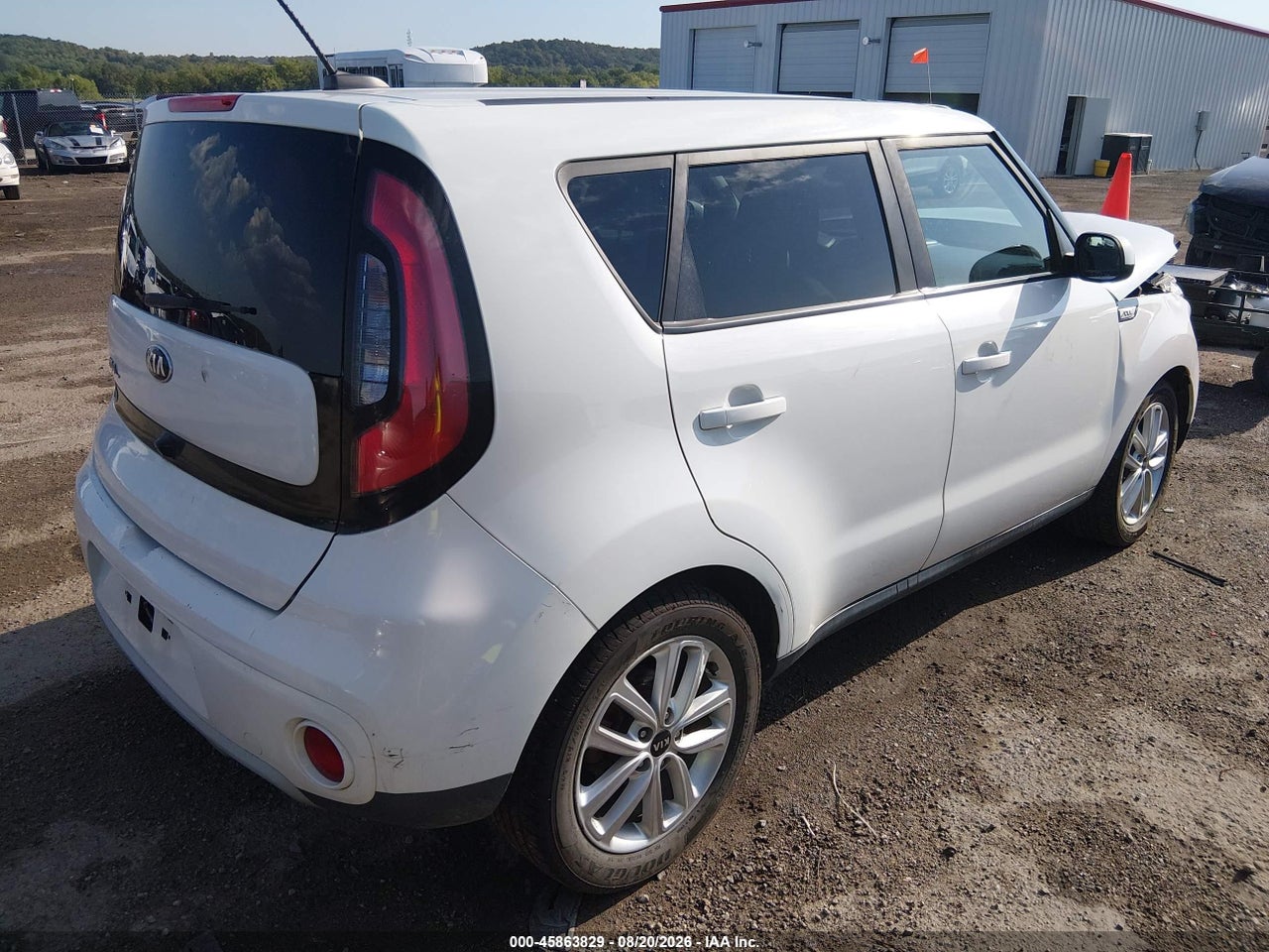 2019 KIA SOUL + · 4/11