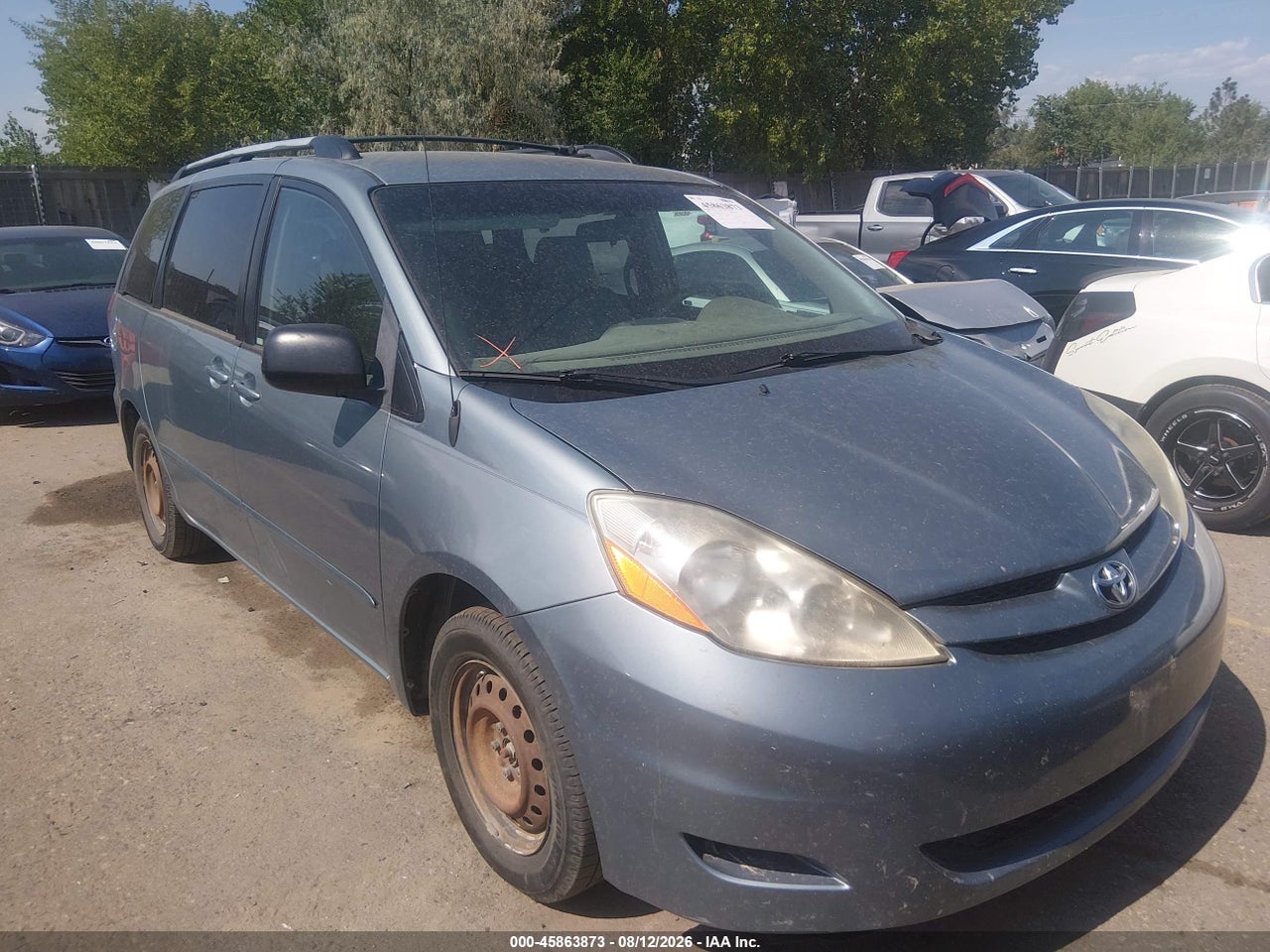 5TDZK23C58S****** · 2008 TOYOTA SIENNA LE