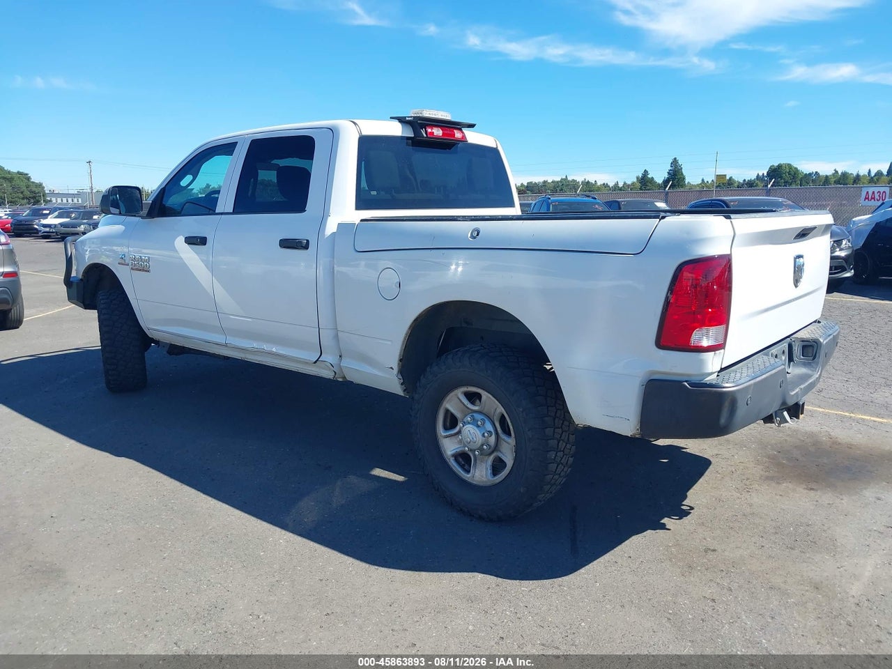 2017 RAM 3500 TRADESMAN  4X4 6'4 BOX · 3/11