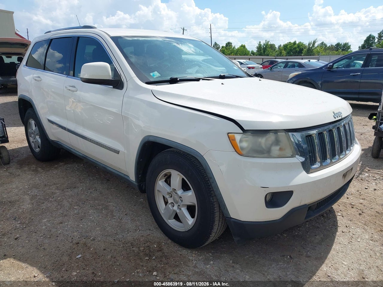 1J4RS4GG7BC****** · 2011 JEEP GRAND CHEROKEE LAREDO