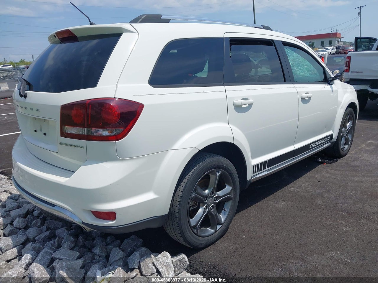 2016 DODGE JOURNEY CROSSROAD · 4/11