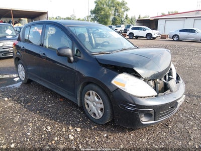 3N1BC1CP0BL****** · 2011 NISSAN VERSA 1.8S