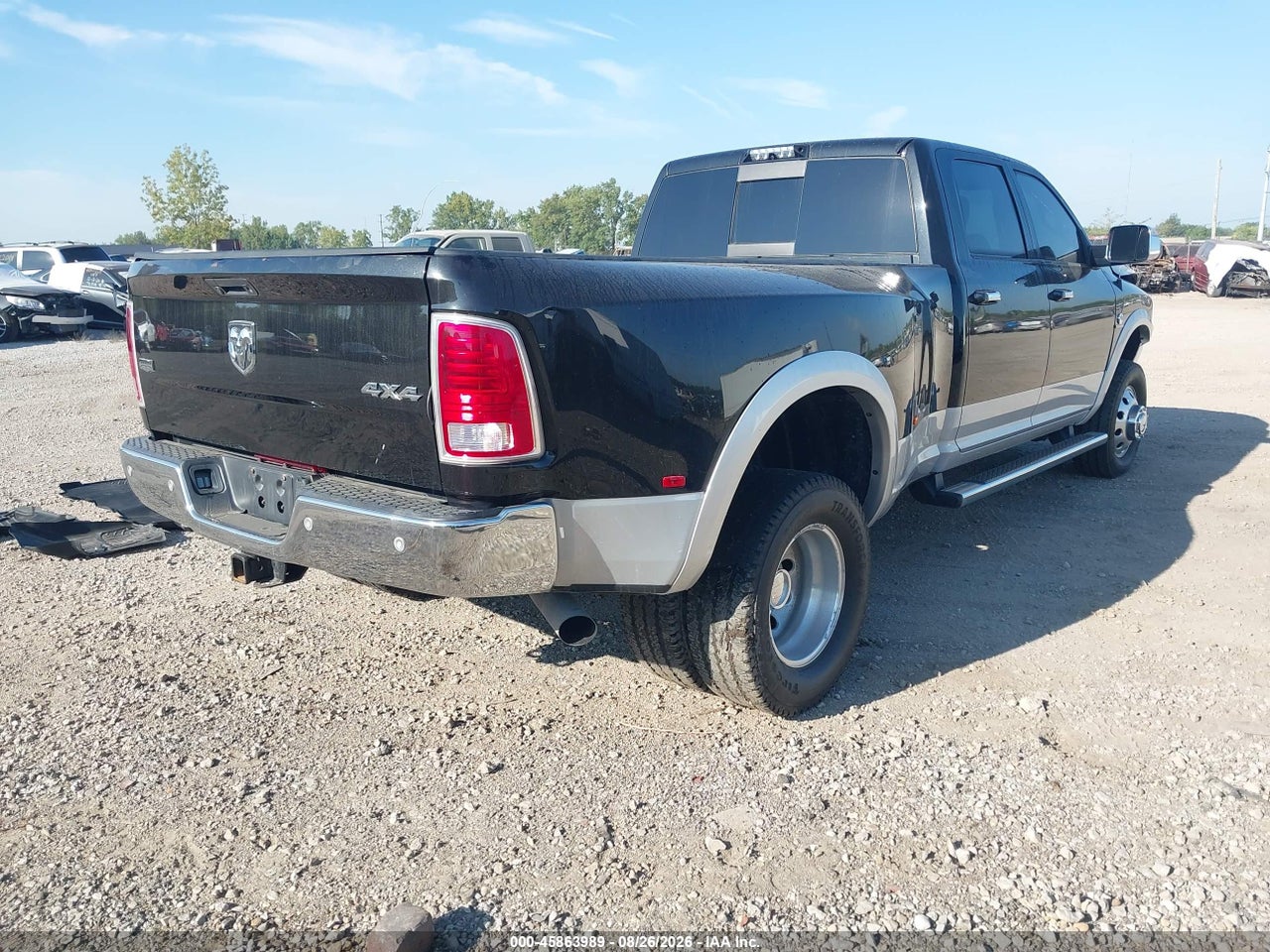 2016 RAM 3500 LARAMIE · 4/10