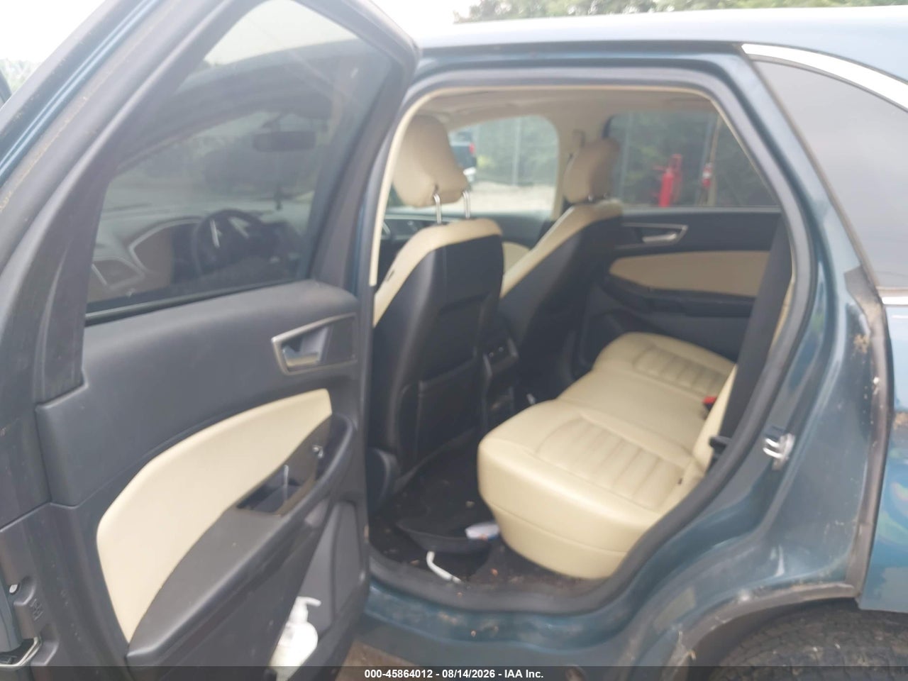 2FMPK4J93GB****** · 2016 FORD EDGE SEL · 8/10