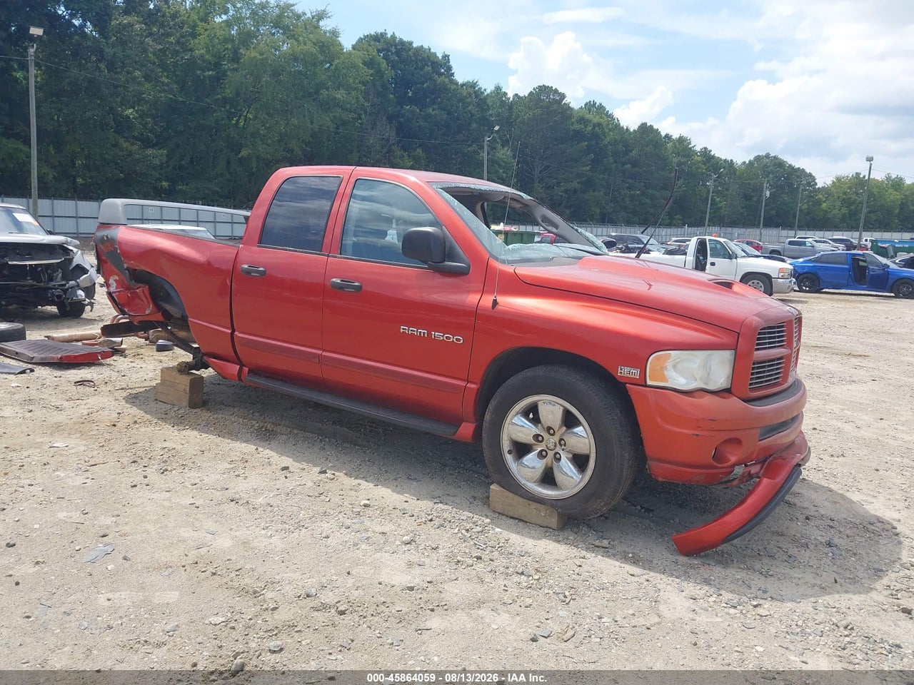 1D7HA18D95J****** · 2005 DODGE RAM 1500 SLT/LARAMIE