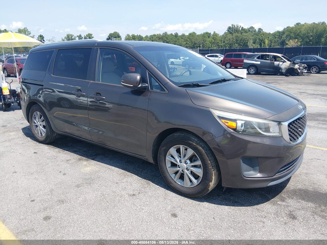 2016 KIA SEDONA LX