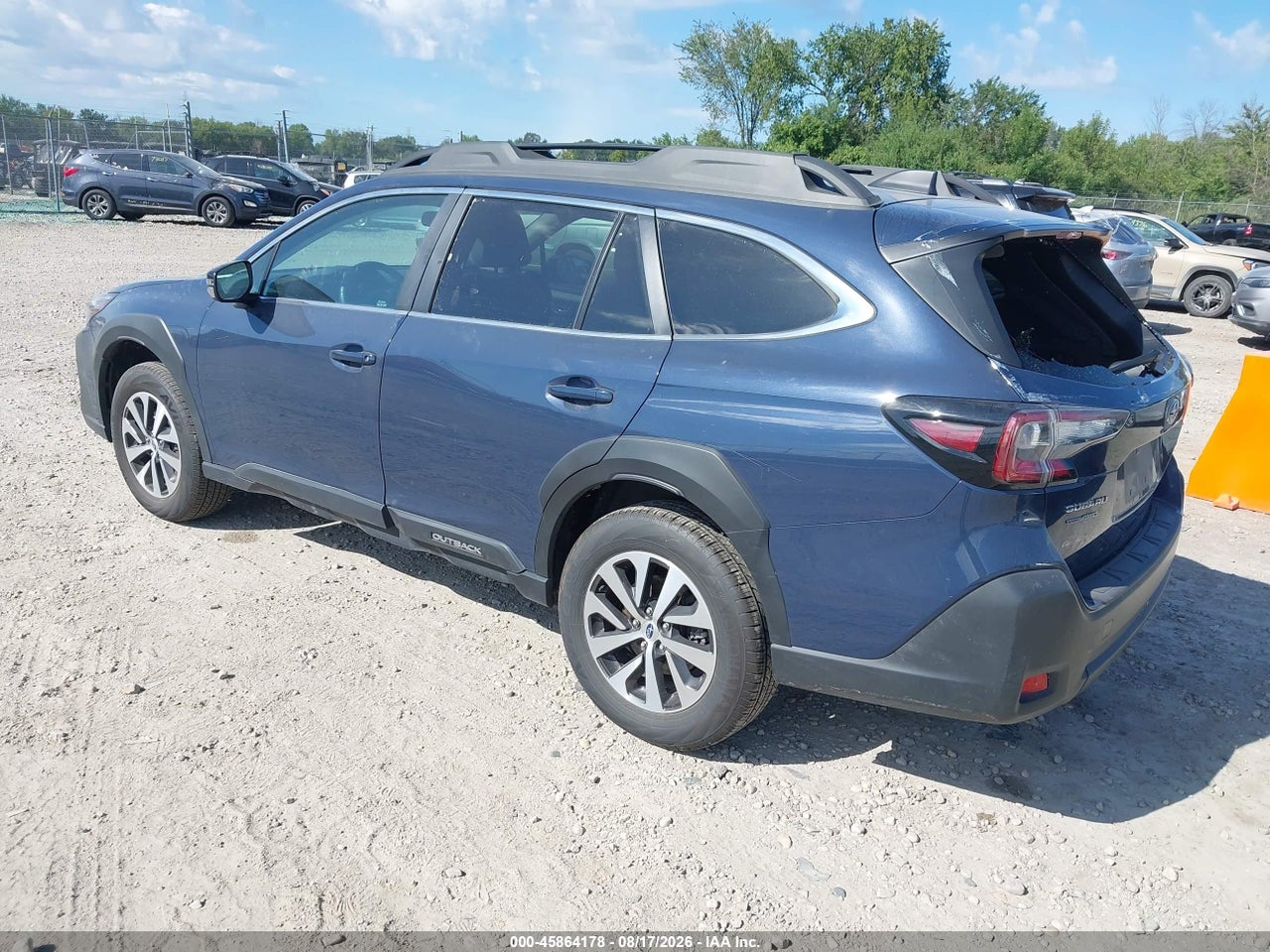 2025 SUBARU OUTBACK PREMIUM · 3/11
