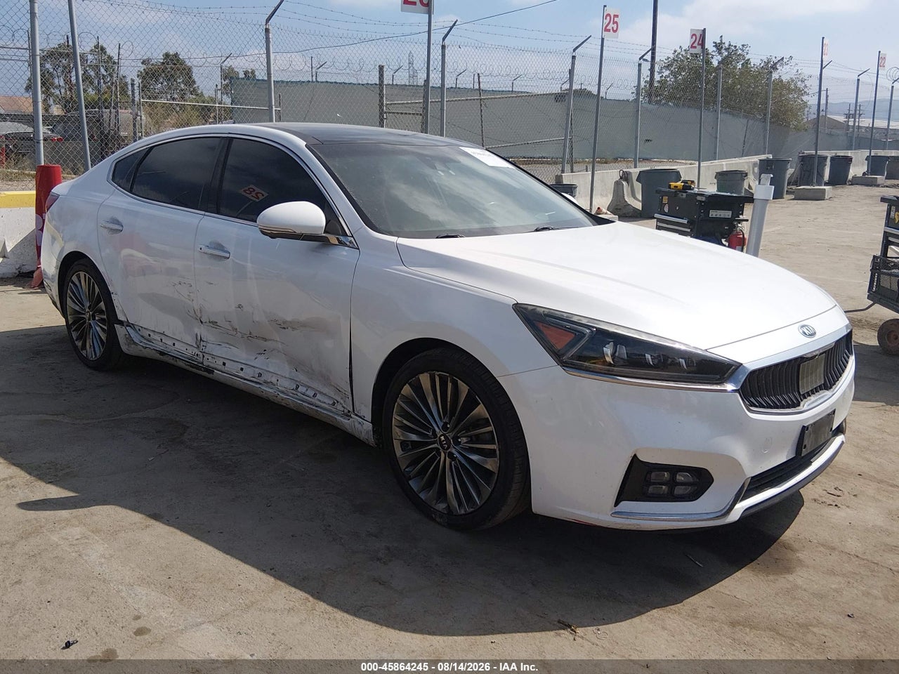 2018 KIA CADENZA LIMITED