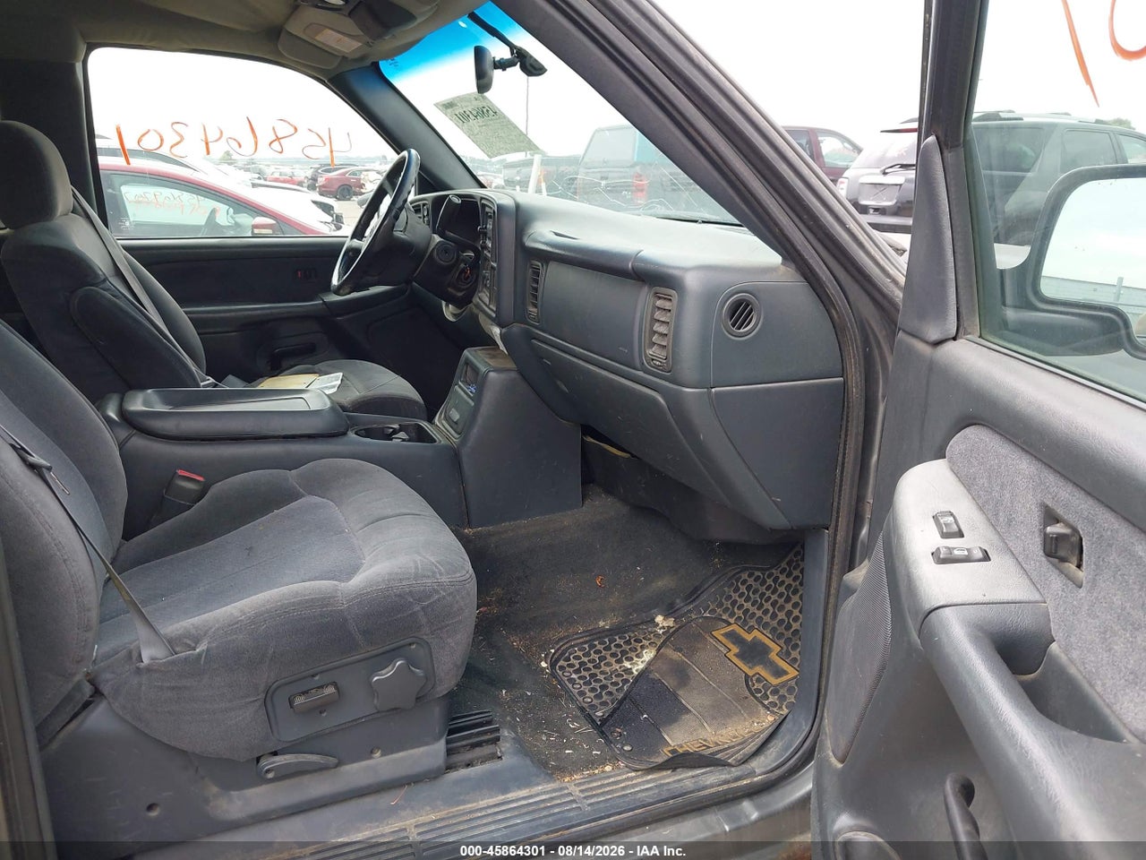 2001 CHEVROLET SILVERADO 1500 LS · 5/11