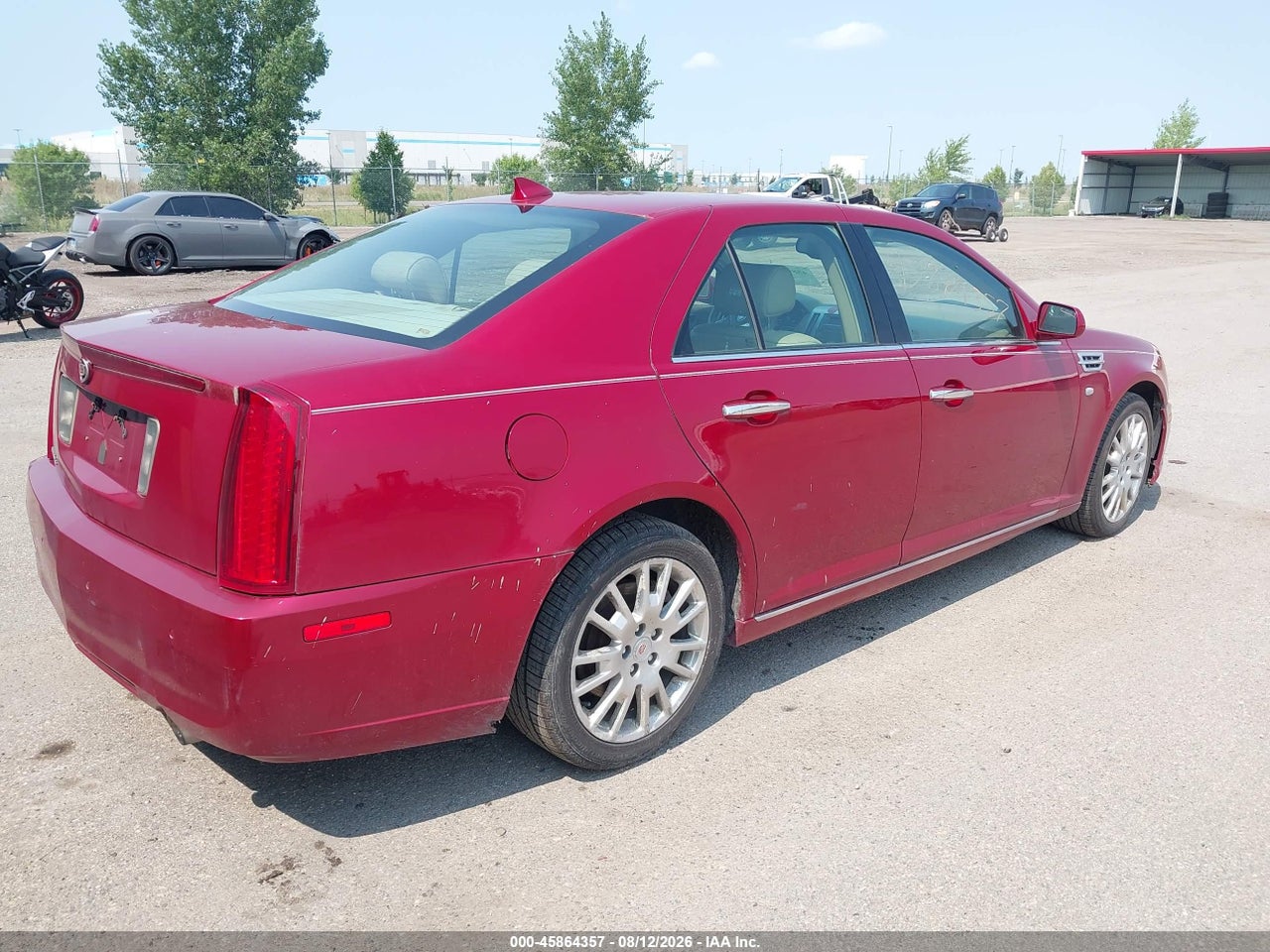 2010 CADILLAC STS LUXURY PACKAGE · 4/11