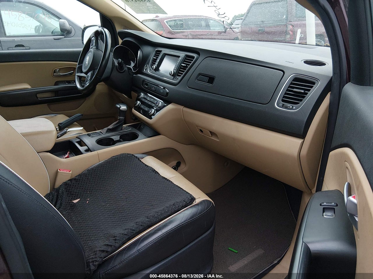 2017 KIA SEDONA LX · 5/11
