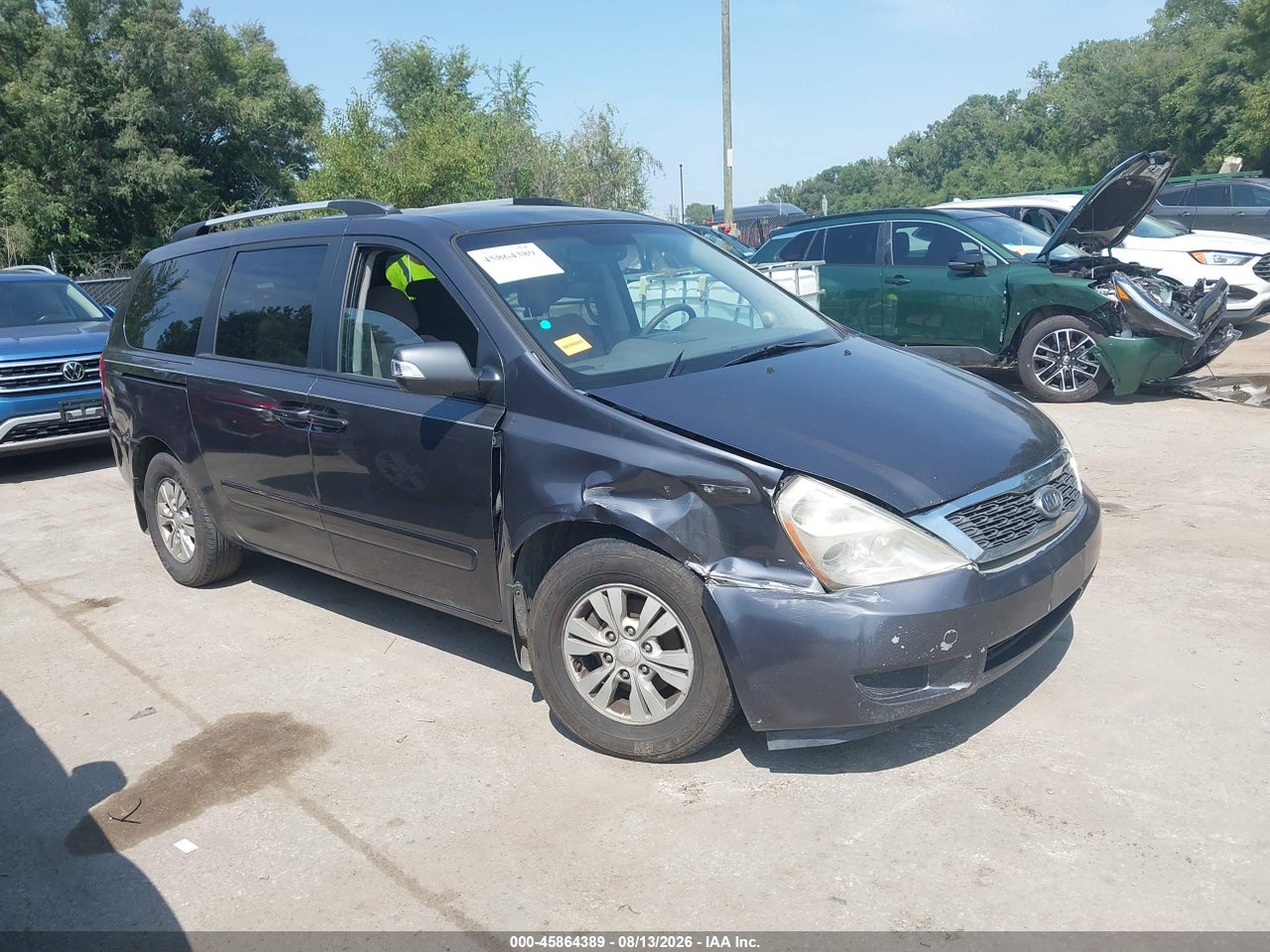 2012 KIA SEDONA LX