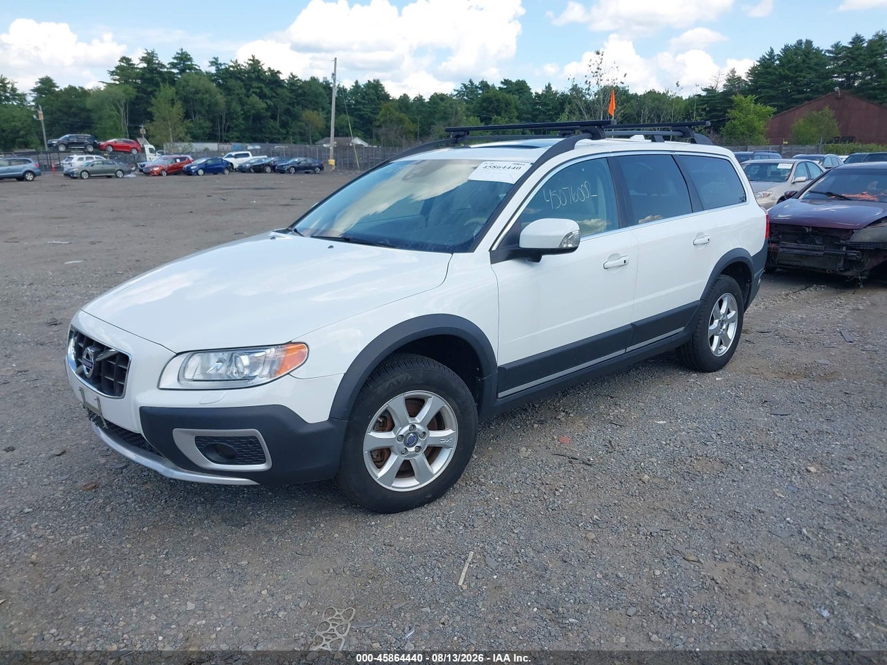 2013 VOLVO XC70 3.2/3.2 PLATINUM/3.2 PREMIER/3.2 PREMIER PLUS · 2/11