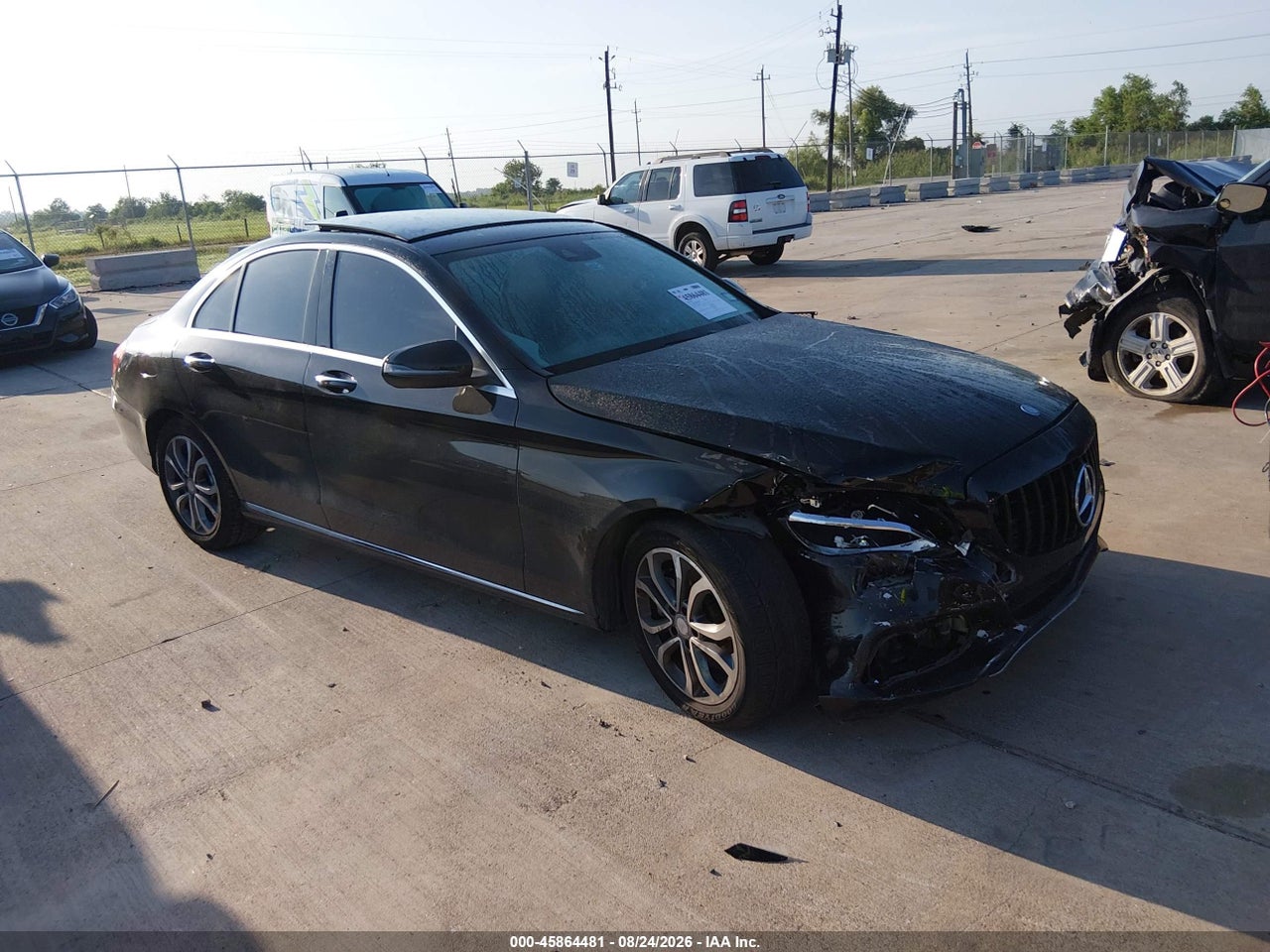 WDDWF4JB7HR****** · 2017 MERCEDES-BENZ C 300