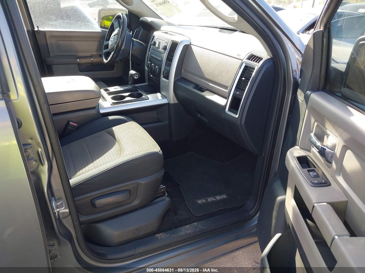 2010 DODGE RAM 1500 SLT/SPORT/TRX · 5/11