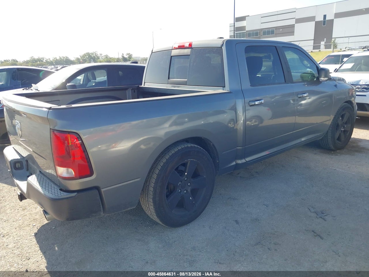 2010 DODGE RAM 1500 SLT/SPORT/TRX · 4/11
