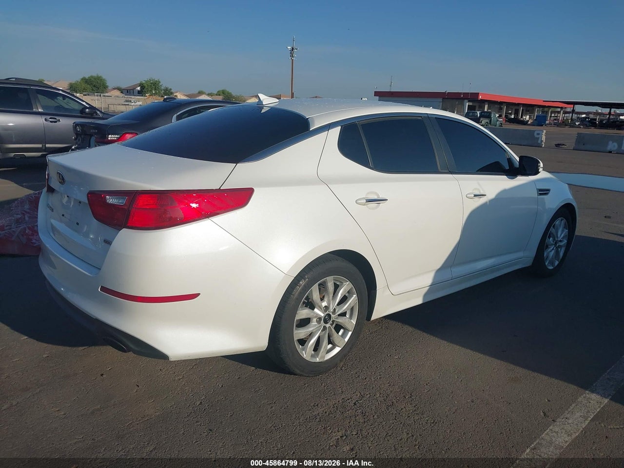 2015 KIA OPTIMA LX · 4/11