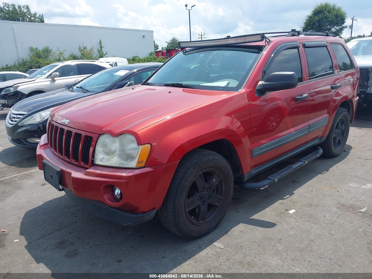 2005 JEEP GRAND CHEROKEE LAREDO · 2/11