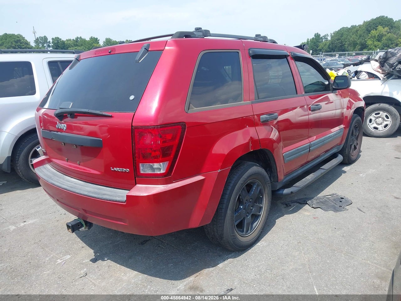 2005 JEEP GRAND CHEROKEE LAREDO · 4/11