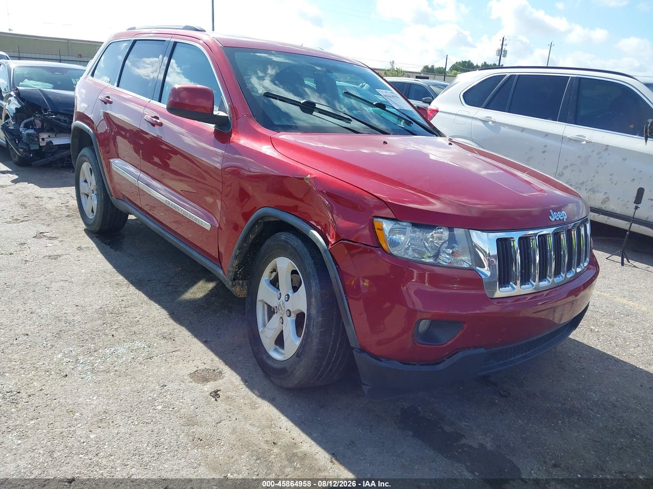 1J4RS4GG1BC****** · 2011 JEEP GRAND CHEROKEE LAREDO