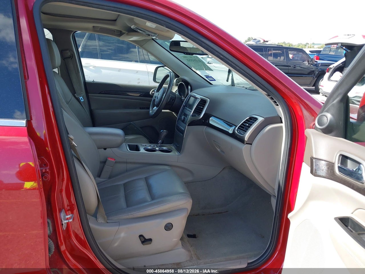 2011 JEEP GRAND CHEROKEE LAREDO · 5/11
