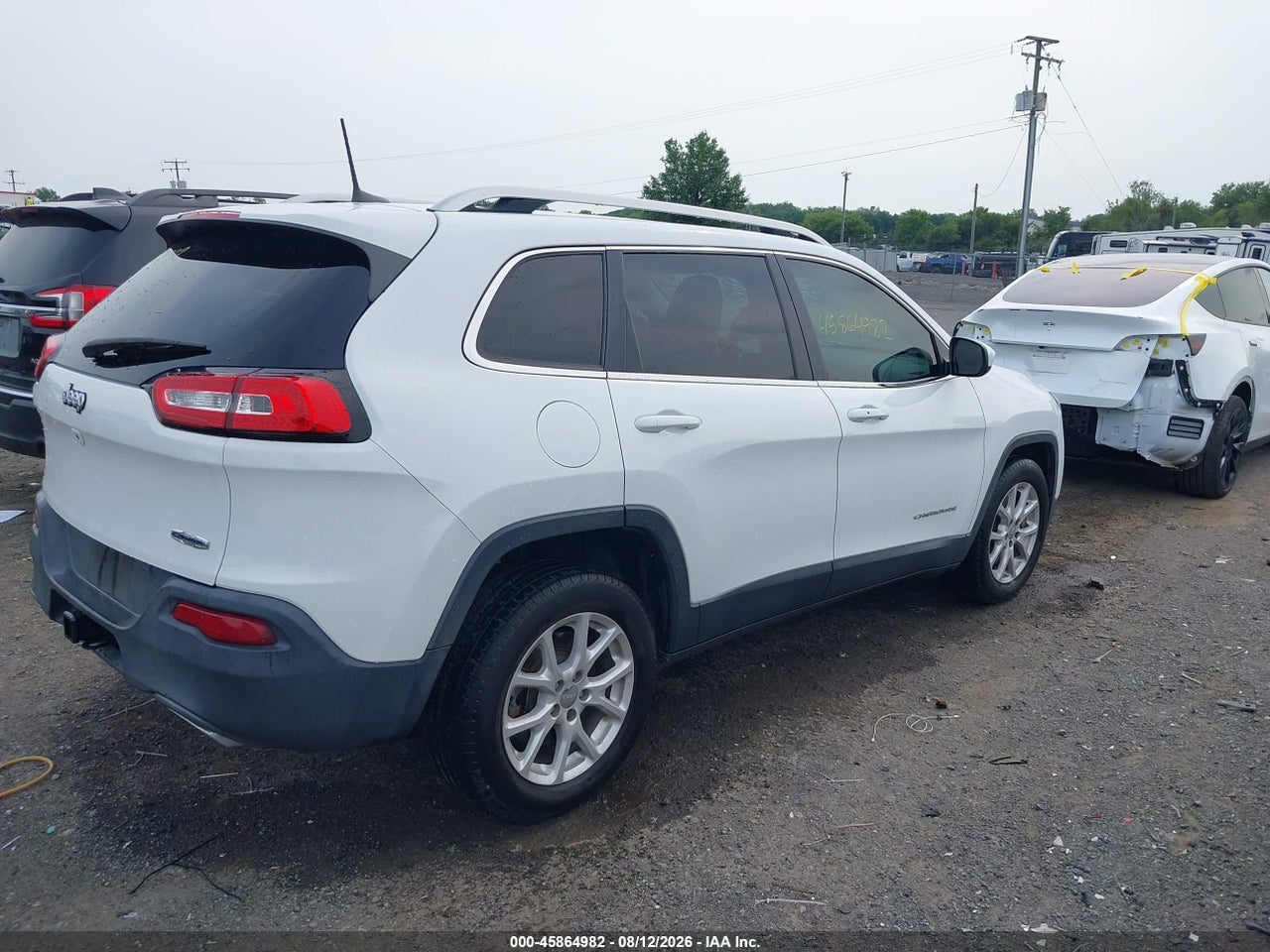 2016 JEEP CHEROKEE LATITUDE · 4/11