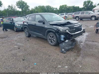 2024 KIA SELTOS LX