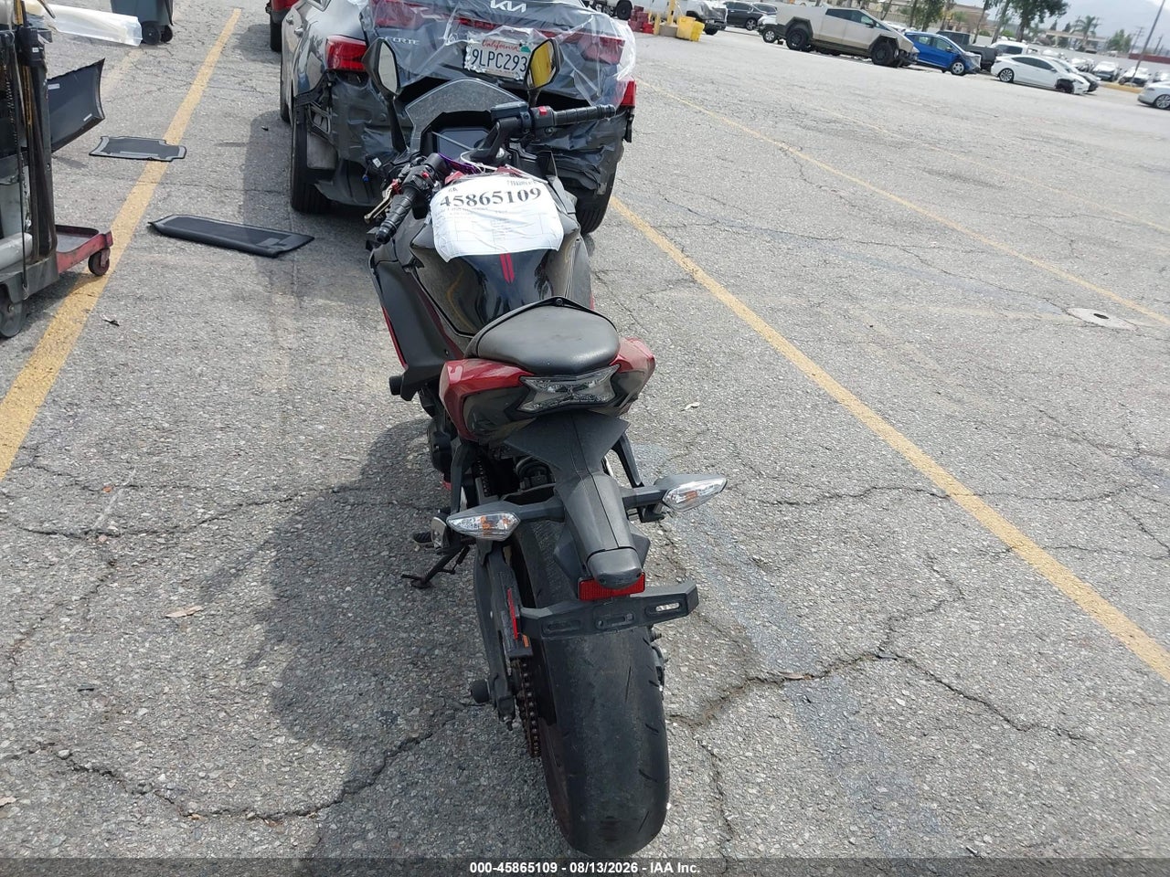 2021 KAWASAKI EX650 M · 6/11