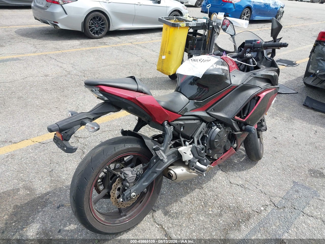2021 KAWASAKI EX650 M · 4/11